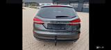 Ford Mondeo  Scheckheft gepfl.Service neu, AHK,Leder - Ford Mondeo: Privatanbieter