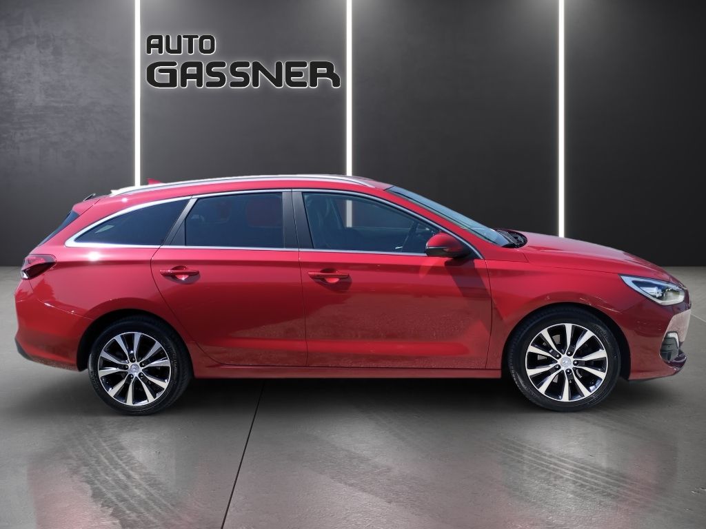 Fahrzeugabbildung Hyundai i30 Kombi 1.4 T-GDI DCT Premium Navi (8-fach)