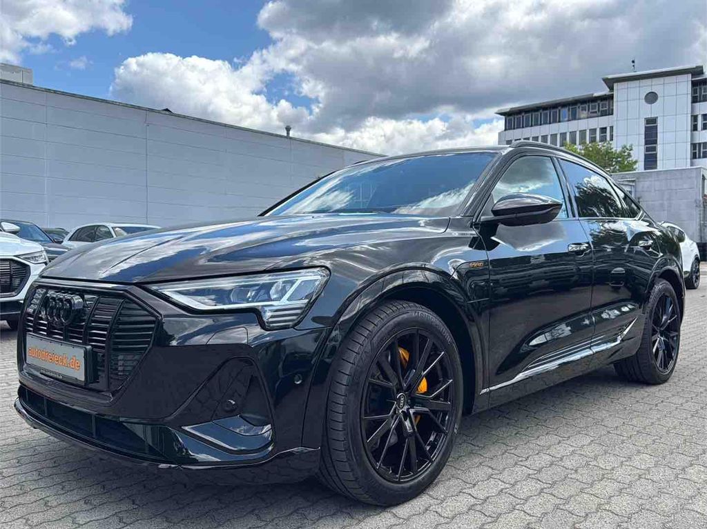 Image of Audi e-tron