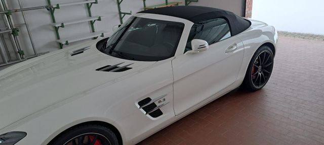 Mercedes-Benz SLS AMG Roadster°Designo°Carbon°Orginal 13800 km