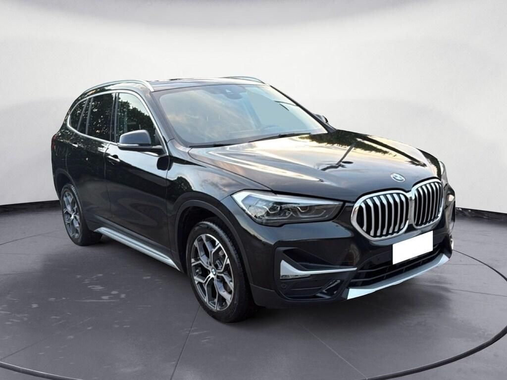 BMW X1 18 d xLine sDrive Steptronic imagem 3
