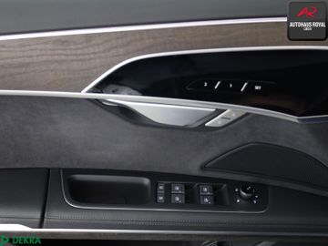 Audi A8 - 12