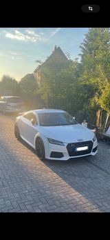Audi TT Coupe 2.0 TFSI S-tronic Quattro Compitition  - Audi TT in Köln