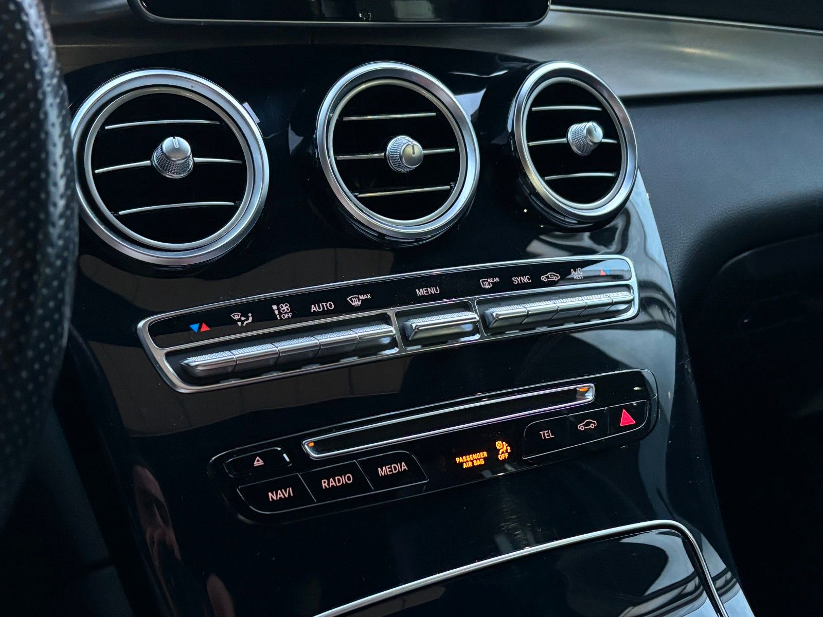 Fahrzeugabbildung Mercedes-Benz GLC 43 AMG *Pano*Burmester*Memory*Kamera*AHK