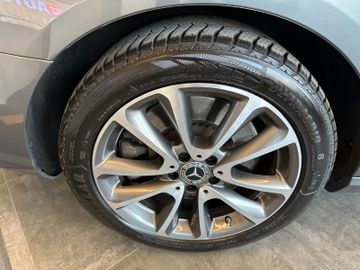 Mercedes-Benz E 400 *4Matic*Avantgarde*Keyless*LED*Kamera*