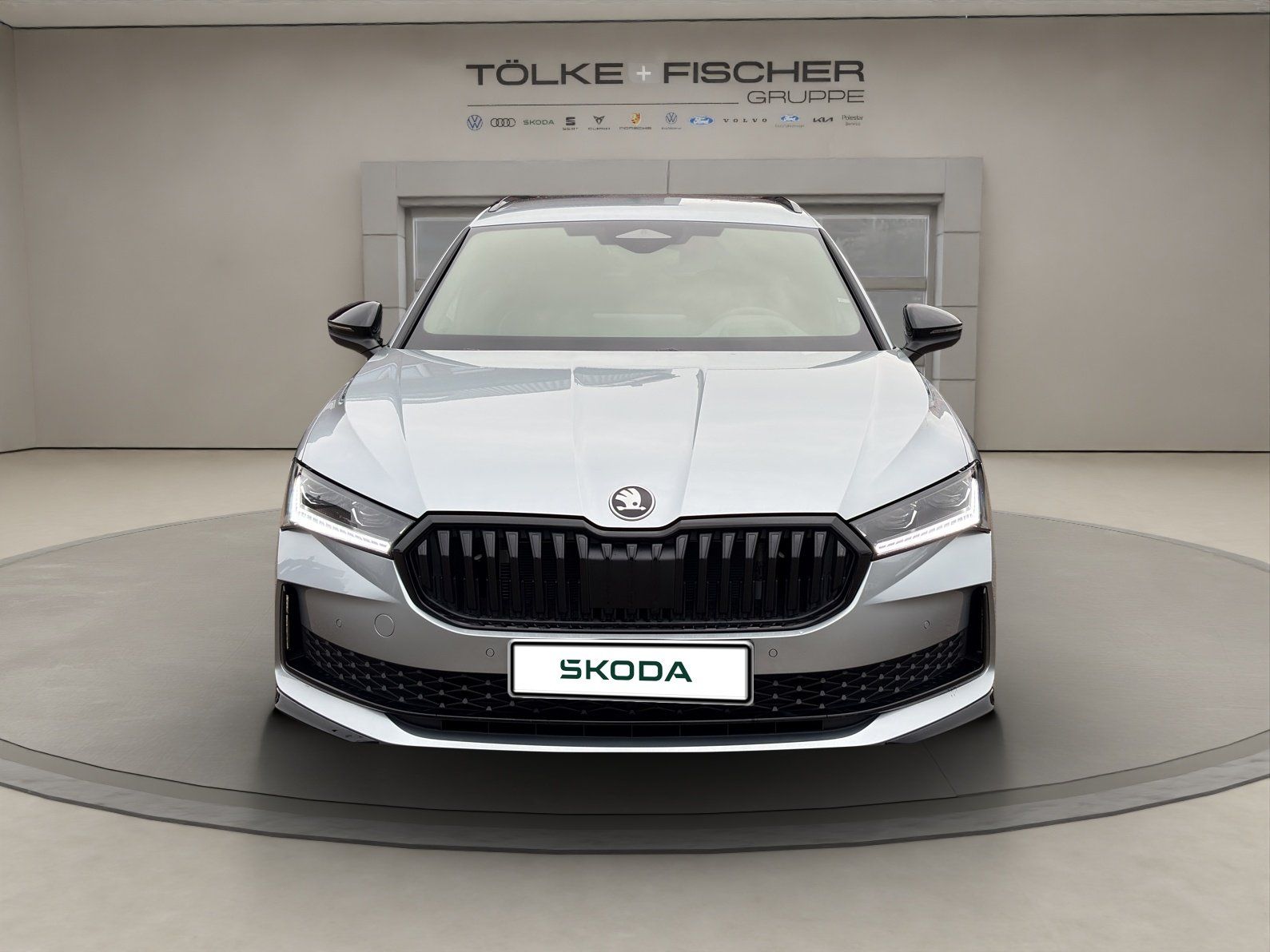 Skoda Superb - Bild 2