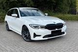 BMW 330e xDrive Touring M Sport mit 340i-Optik - BMW: Kombi, E34