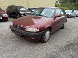 Opel Astra F SCHIEBEDACH SERVO ABS 5 TÜRIG KEIN TÜV - gebrauchte Opel Astra aus dem Jahr 1996
