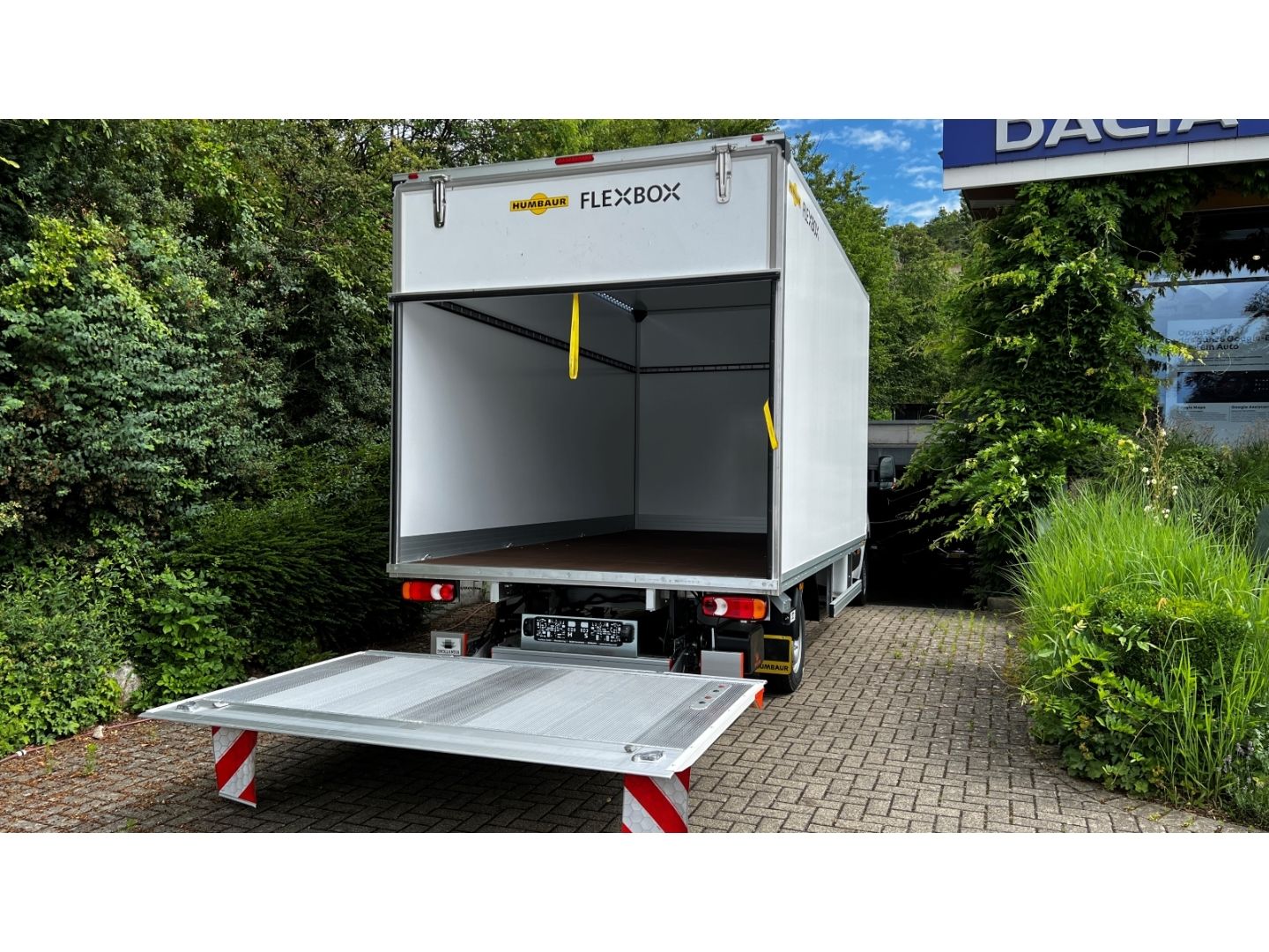 Fahrzeugabbildung Renault Master Koffer HUMBAUR FlexBox 20,5m3 L3H1 Energy