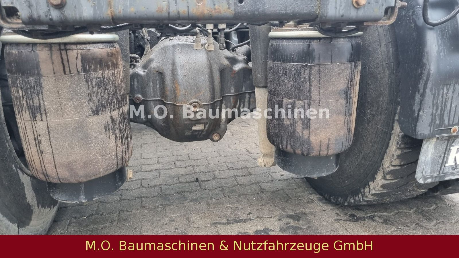 Fahrzeugabbildung Renault Premium 420 / 4x2 / AC / Kamera