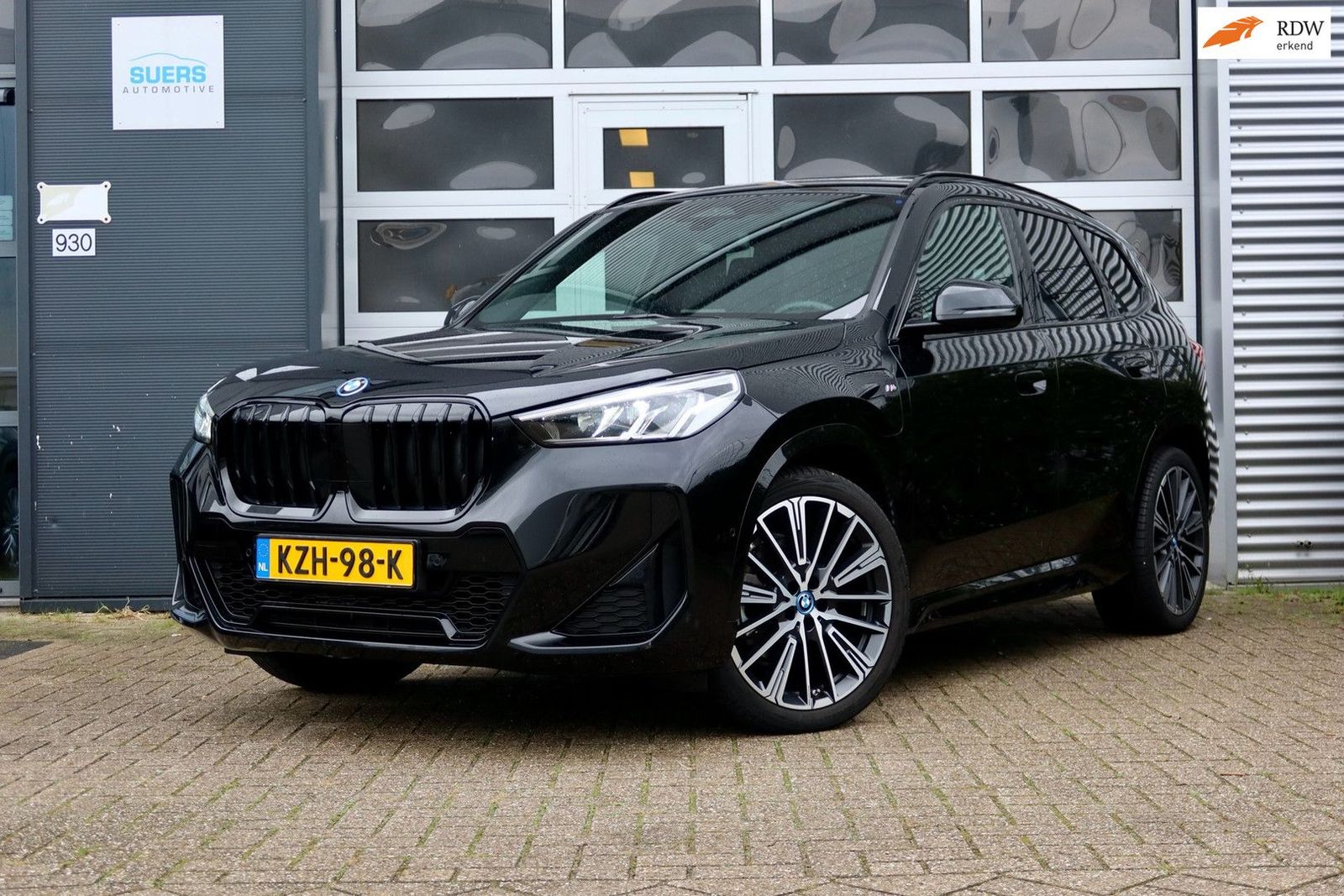 BMW X1 XDrive25e M Sport | AHK | Panorama | Elektr.