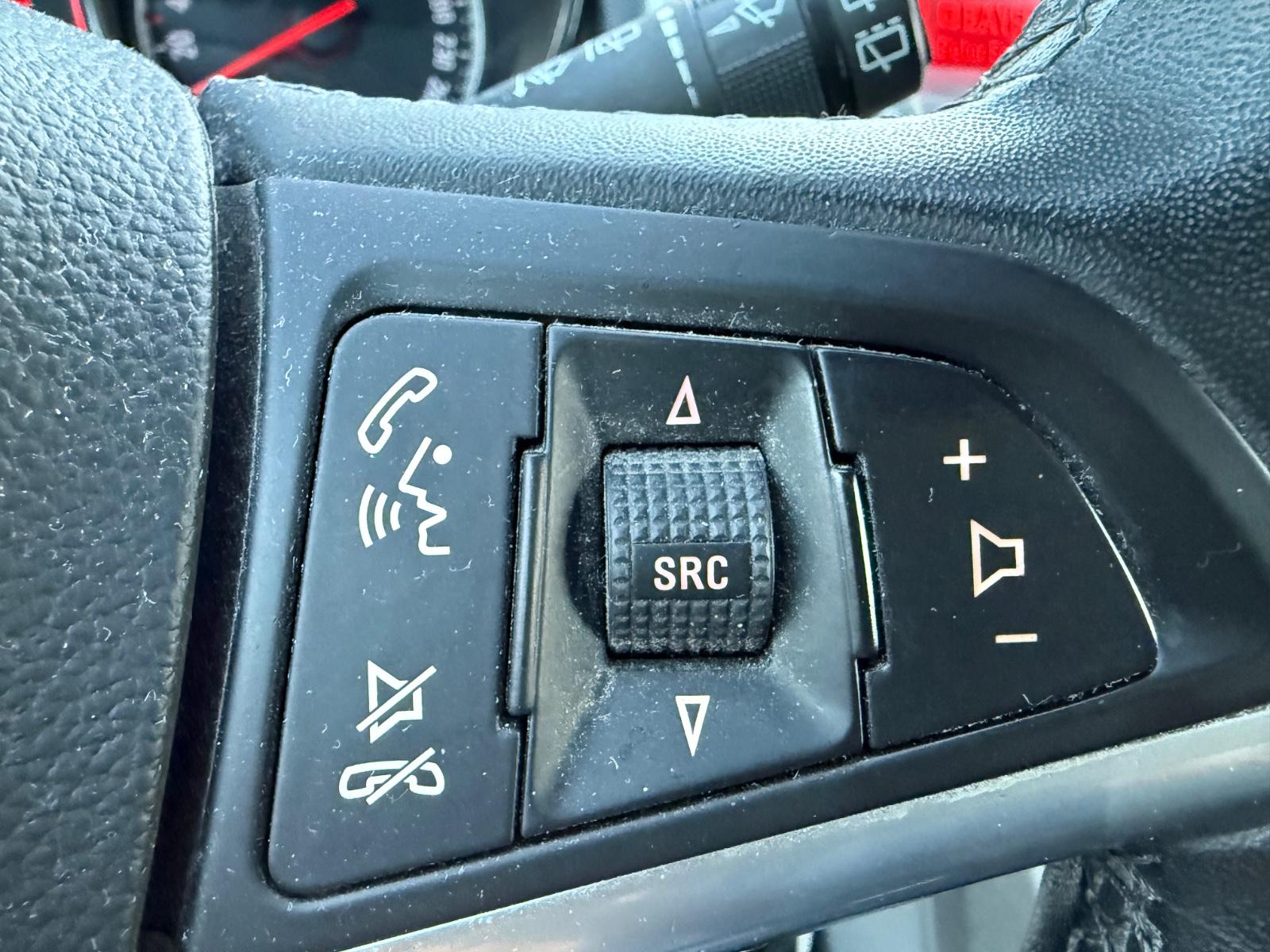 Opel Astra 2011 — photo 25