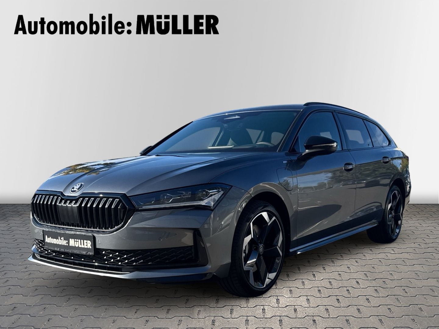 Skoda Superb Combi Sportline 1,5 TSI iV 150 kW 6-Gang'