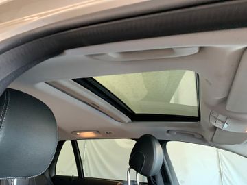 Mercedes E 220 - 4