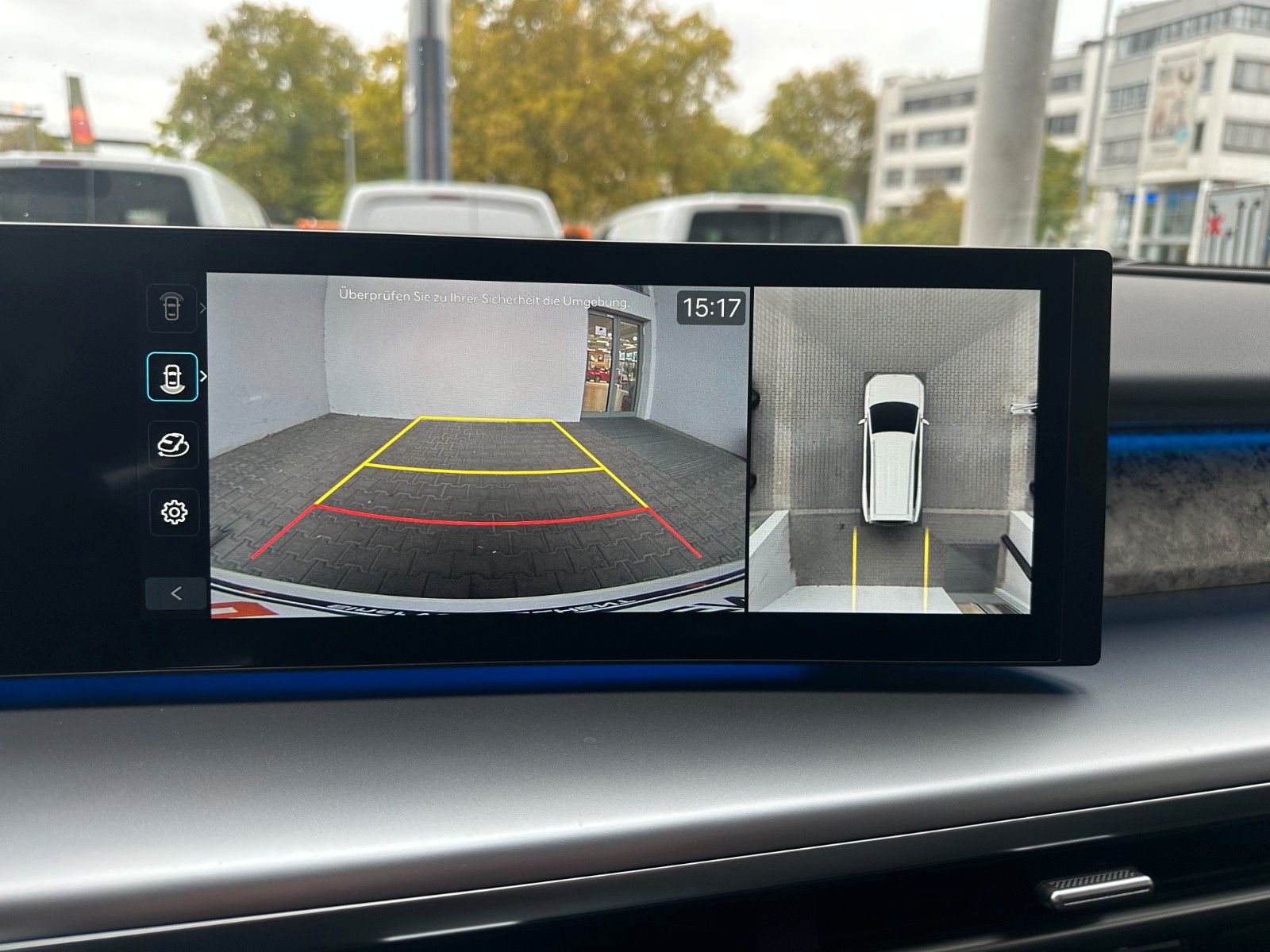Fahrzeugabbildung Hyundai IONIQ 9 UNIQ 110kWh 360°/Bose/Leder!