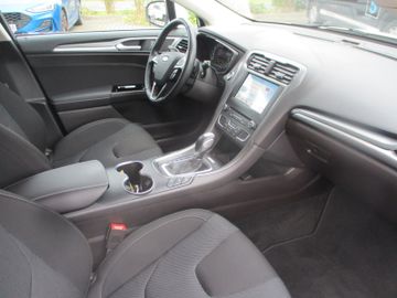 Ford Mondeo Turnier Titanium Automatik + NAVI + PDC