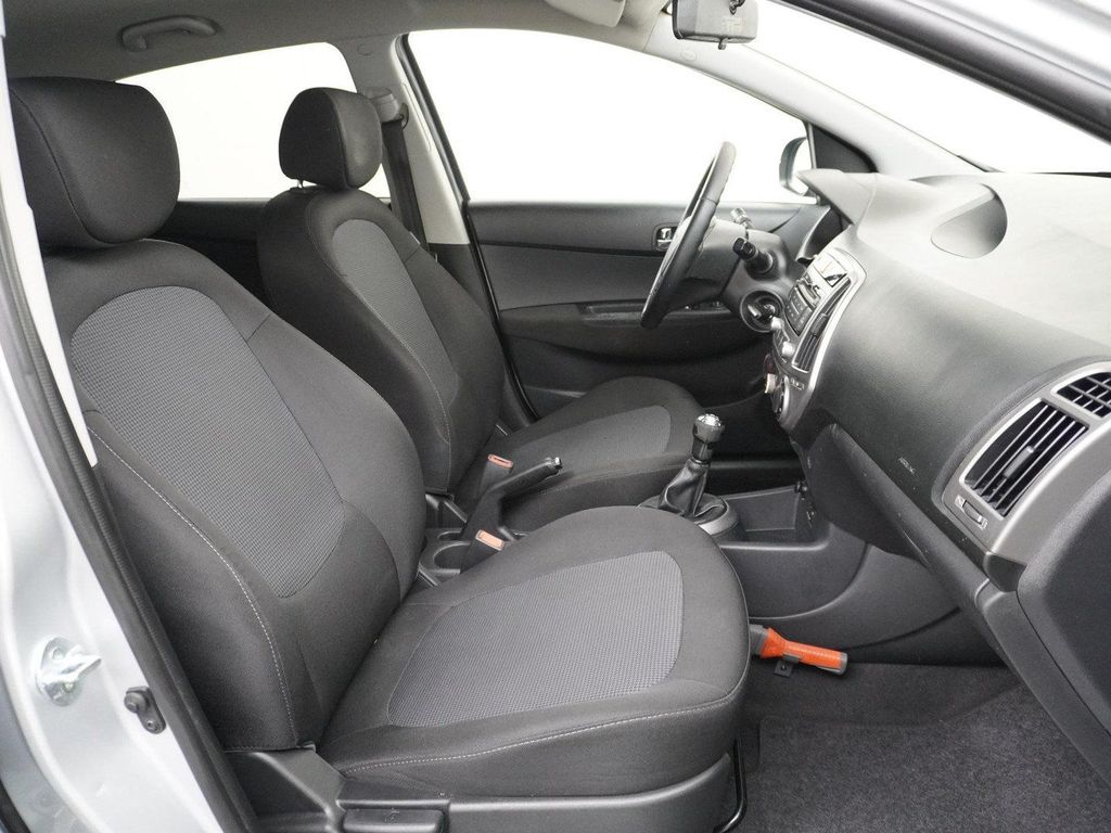 Hyundai i20 1.2i Go! Tempomate Händlerwartung