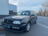 Volkswagen Golf 3 Variant Bon Jovi - Volkswagen Golf aus 1997 mit Benzin-Antrieb: Kombi