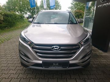 Fahrzeugabbildung Hyundai Tucson 1.6 GDi Turbo M/T 4 WD Style LED