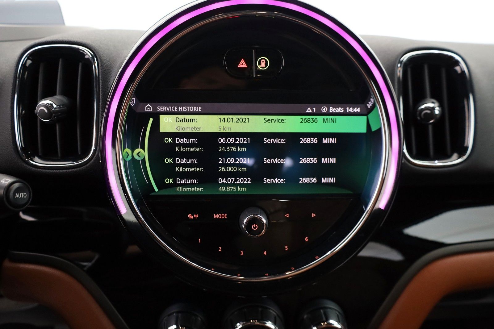 Fahrzeugabbildung MINI Countryman Cooper SD Leder,Navi,LED,Panorama,Kam