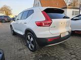 Volvo XC40 Momentum Pro Automat. LED ACC Kamera Navi S - Volvo: Allradantrieb
