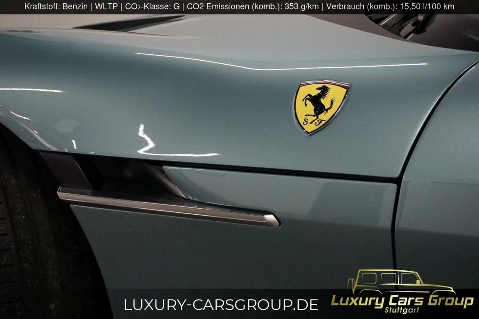 Ferrari 12 Cilindri Panorama-Celeste Trevi