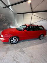 Audi RS2 / Porsche / Laser Rot  - Audi RS2 aus 1994