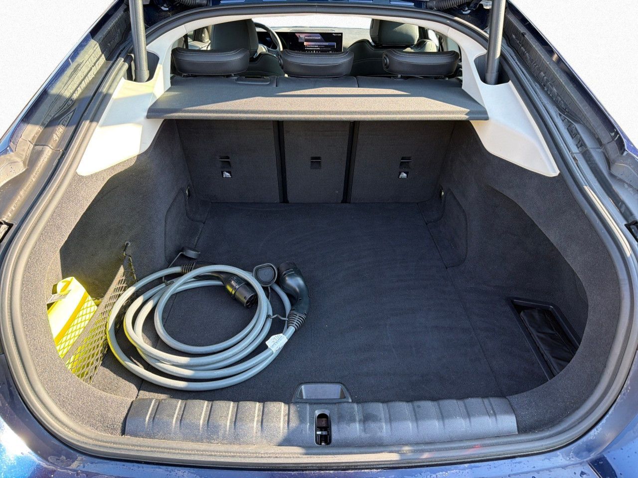 BMW i4 - Bild 13