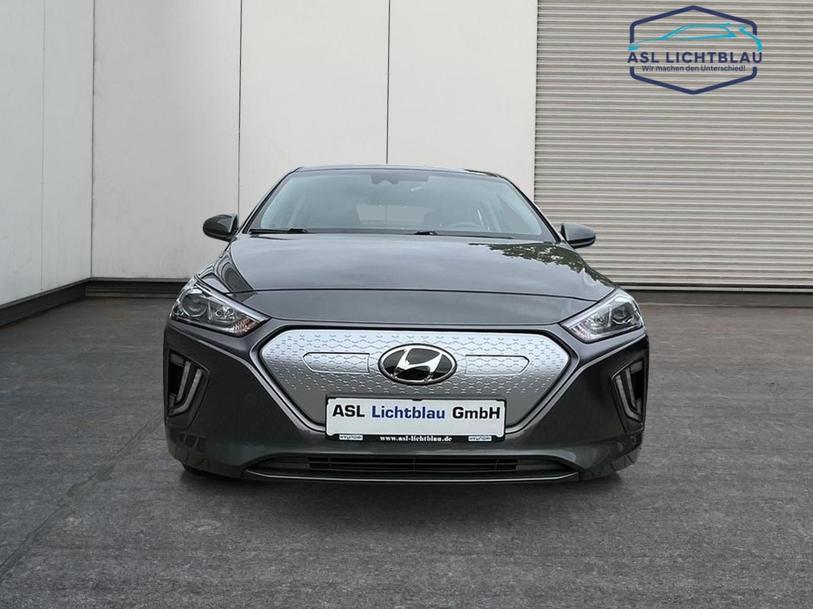 Hyundai IONIQ Facelift Elektro TREND 100 kW (136 PS),...