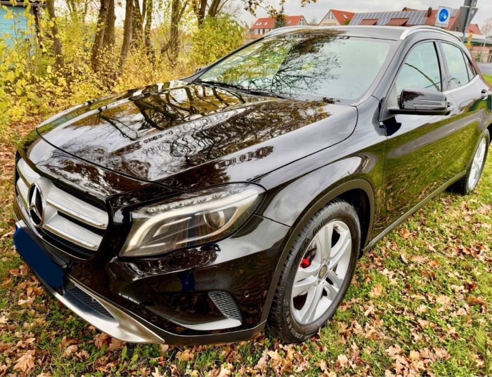 Image of Mercedes-Benz GLA 200