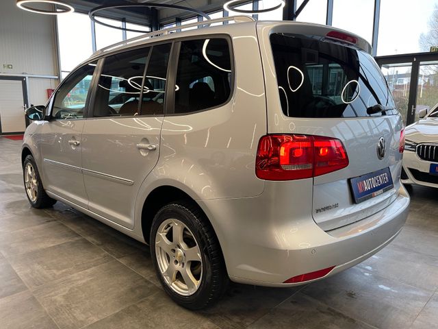 Volkswagen Touran Highline *PANO*SHZ*NAVI*PDC*TEMPOMAT*
