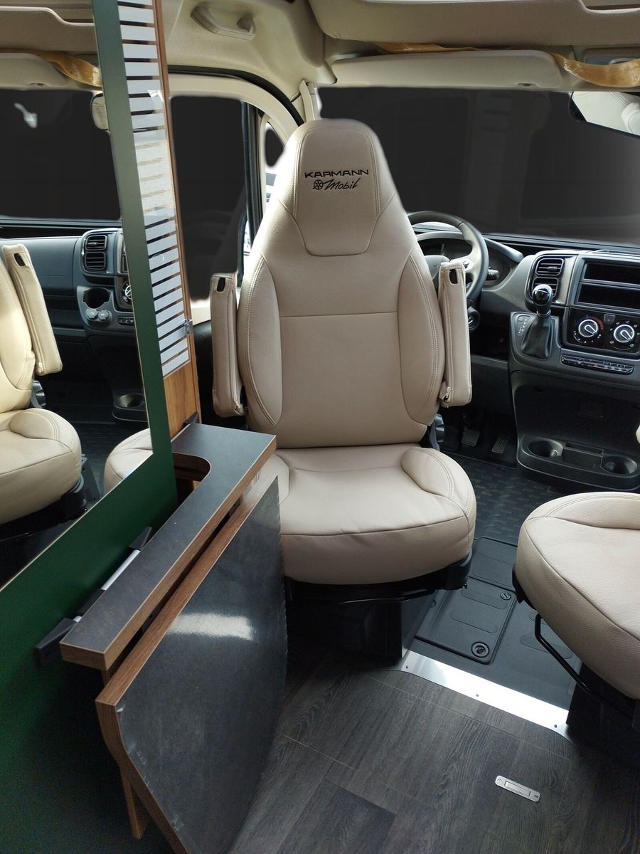 Fahrzeugabbildung Karmann Dexter DE 600 Automatik, Concept,Tageszulassung