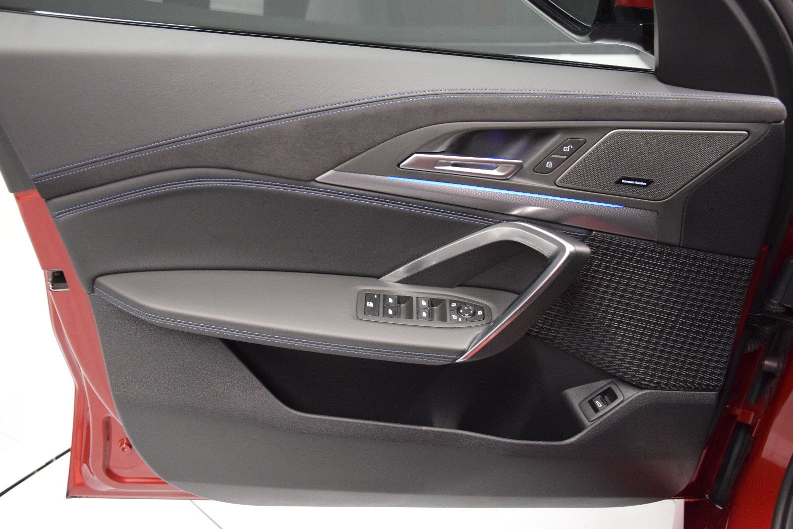 Fahrzeugabbildung BMW X1 xDrive 23 d M Sport Pano HuD ACC H&k AHK 360°