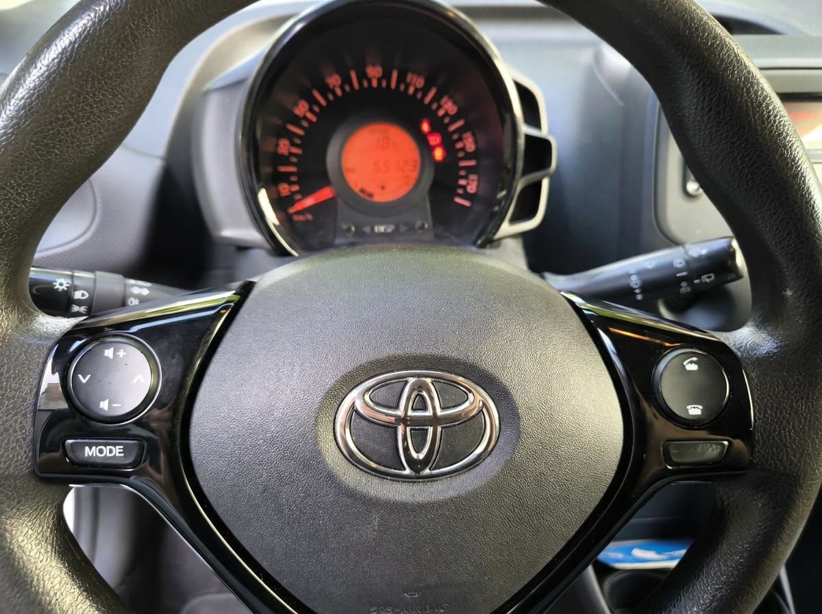 Fahrzeugabbildung Toyota Aygo 1.0 * Klima * Fensterheber