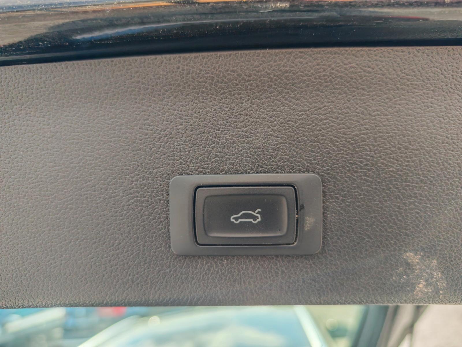 Audi Quattro 2015 — photo 25