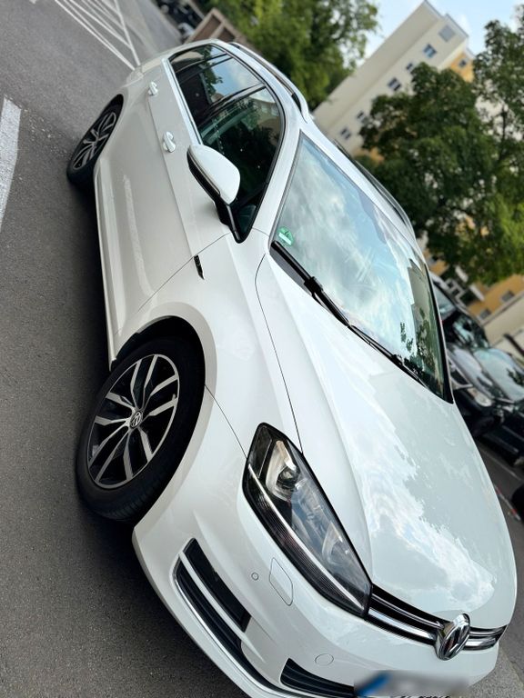 Image of Volkswagen Golf