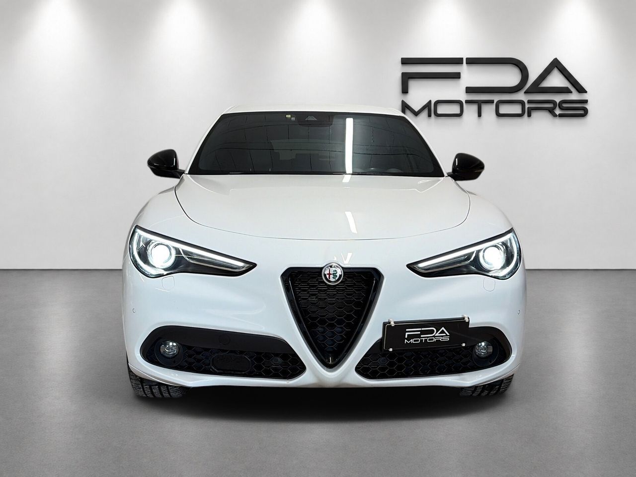 Alfa Romeo Stelvio 2.2 Turbodiesel 210 CV AT8 Q4 imagem 3