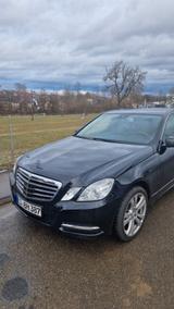 Mercedes-Benz E 500 4MATIC AVANTGARDE AVANTGARDE - Mercedes-Benz E 500 in Stuttgart