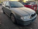 Skoda Octavia HU 04/2027 - gebrauchte Skoda Octavia aus dem Jahr 2003