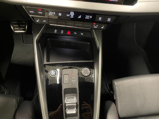A3 S-line 35 1.5 TFSI LED PANO RFK ACC