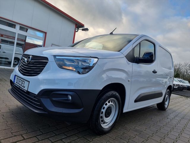 Opel Combo 1.5 BlueHDi 100 Navi Klima Shz APP 2024