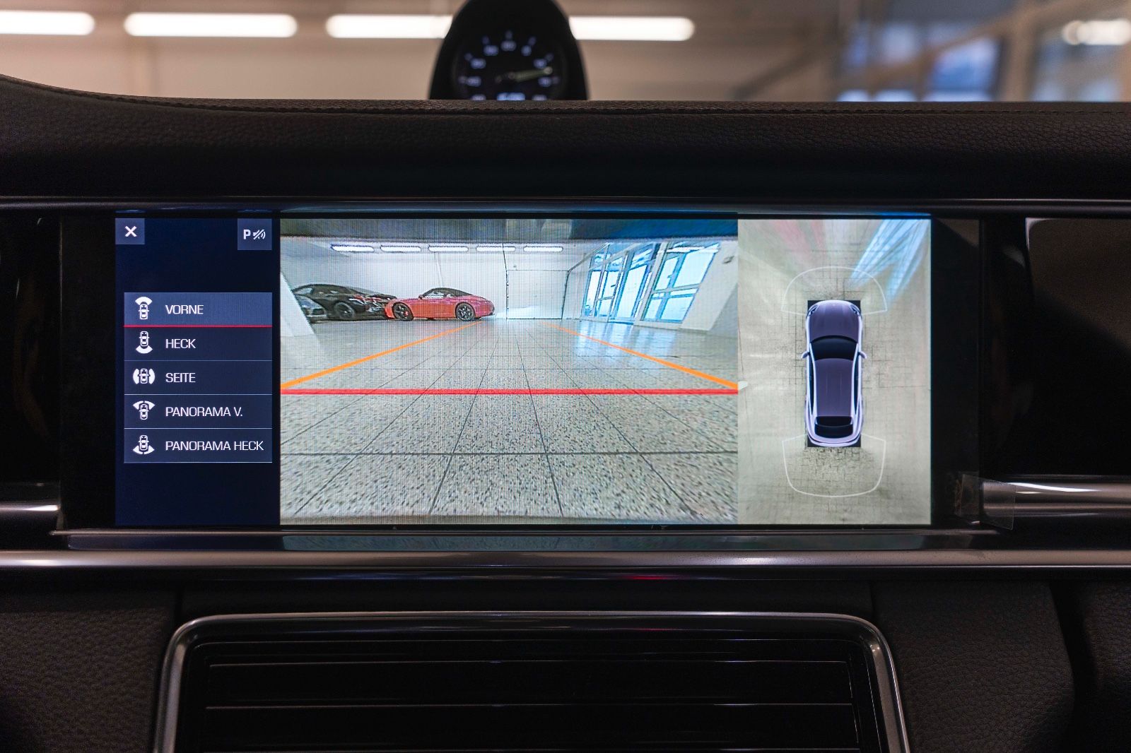 Fahrzeugabbildung Porsche Panamera Sport Turismo 4 E-Hybrid BOSE 360° LED