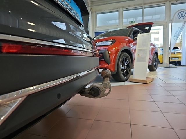 Fahrzeugabbildung Volkswagen Tiguan 1.5 TSI DSG Elegance LED NAVI