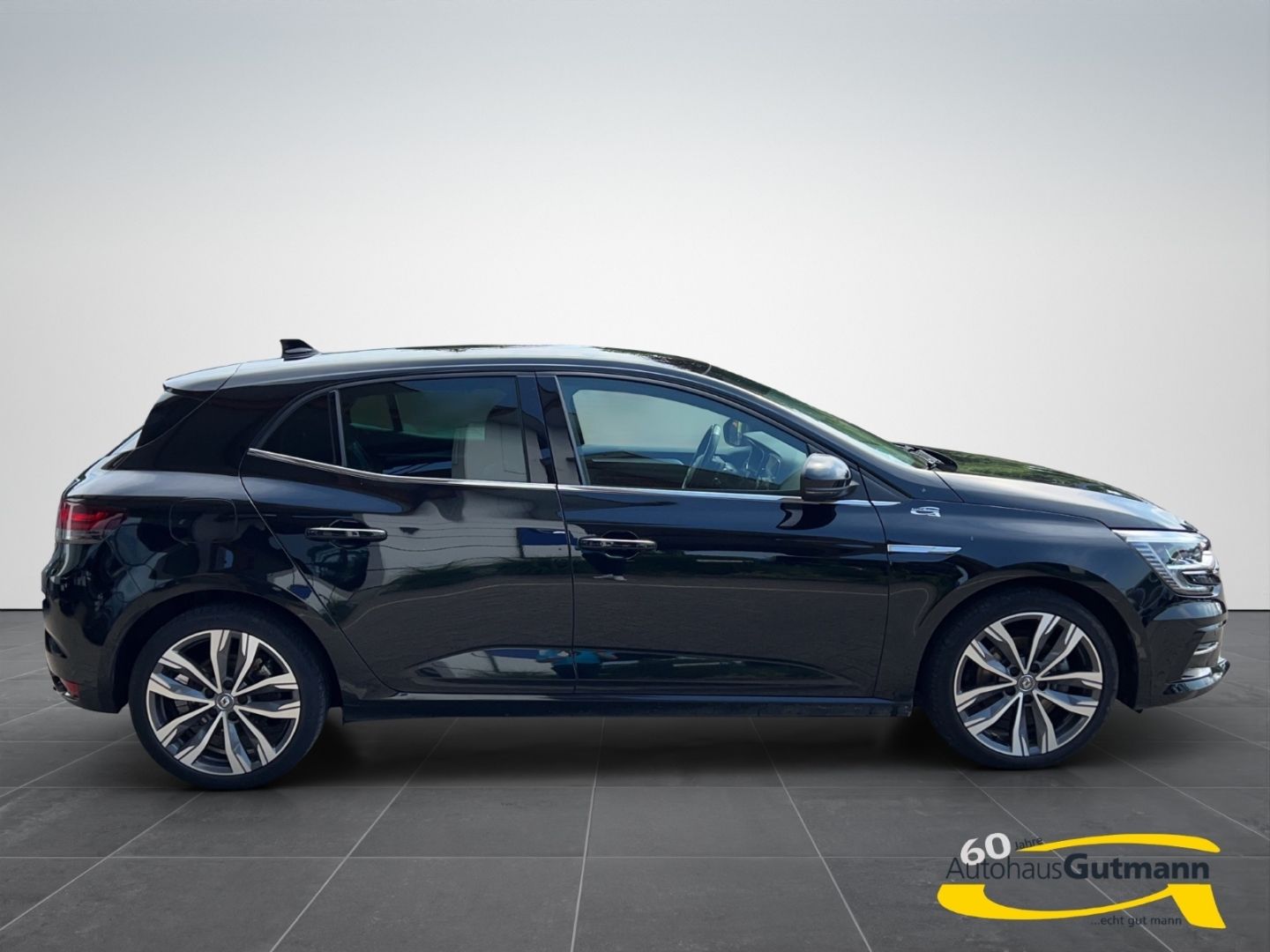 Fahrzeugabbildung Renault Megane IV Intens 1.6 E-TECH Plug-in Hybrid 160 E