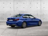 BMW 330i xDrive Limousine - BMW 330: 330i Xdrive