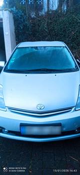 Toyota Prius 20 - Toyota Prius mit Benzin-Antrieb