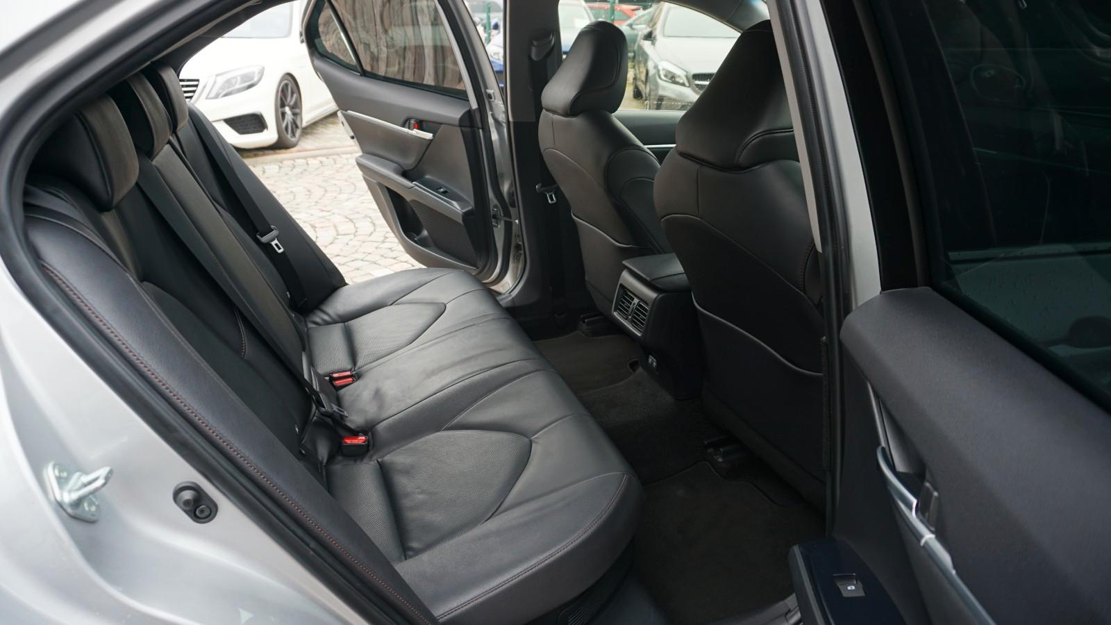 Toyota Camry 2.5 Hybrid Executive*LED*Kamera*ACC*1.Hand