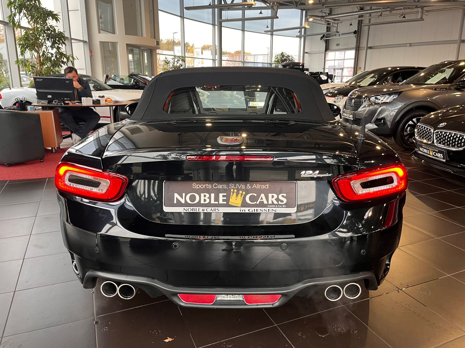 Fahrzeugabbildung Abarth 124 Spider Turbo Turismo LED LEDER NAV BOSE