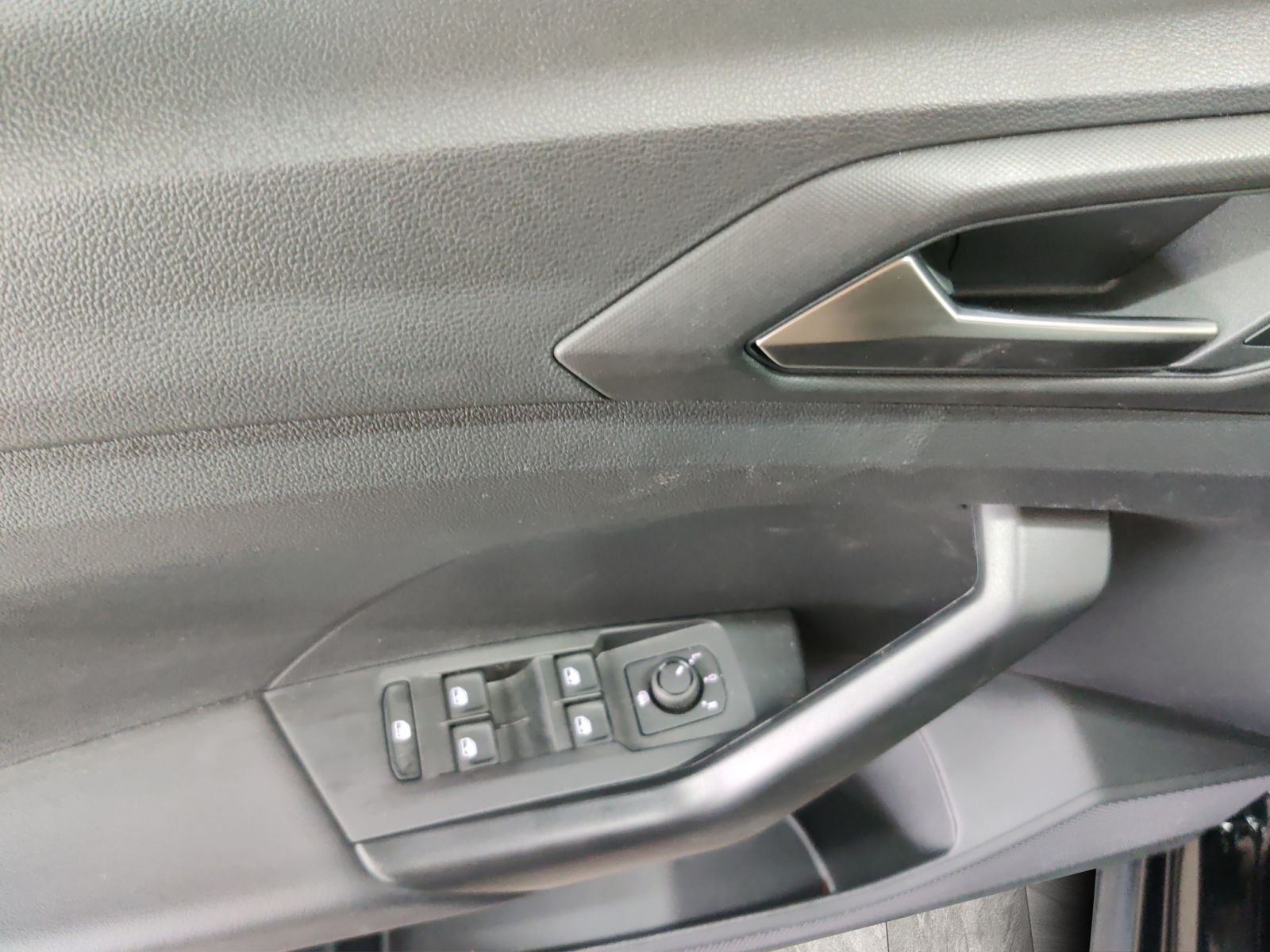 Volkswagen T-Cross - Bild 11