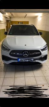 Mercedes-Benz GLA 250e AMG Style Leder weiß/metlc 6050 km